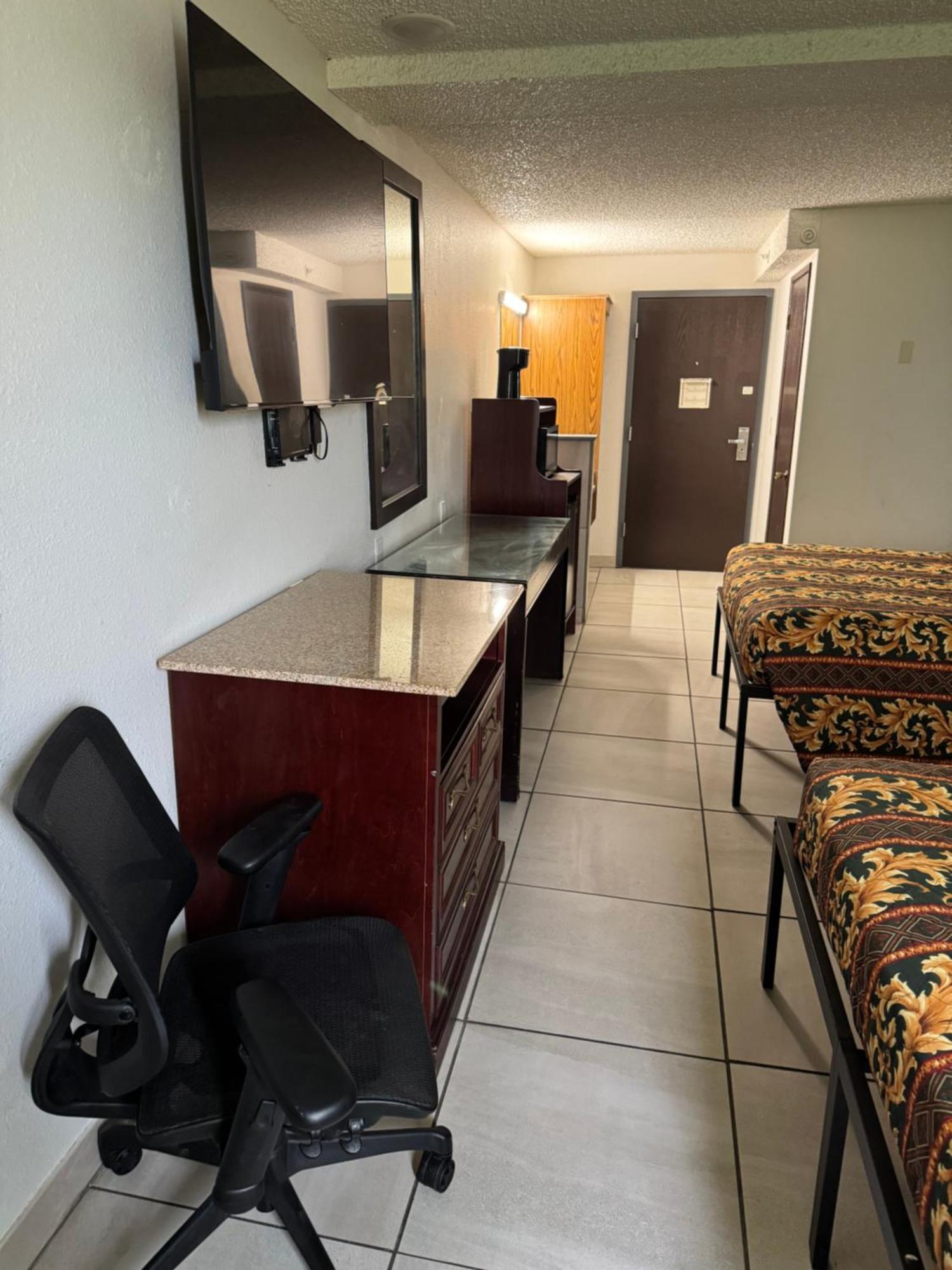 Nampa Inn & Suites Luaran gambar