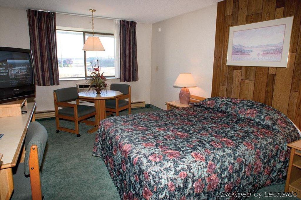 Nampa Inn & Suites Bilik gambar
